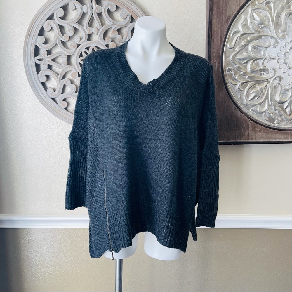 Romeo & Juliet Couture knit dark grey asymmetrical sweater size Medium